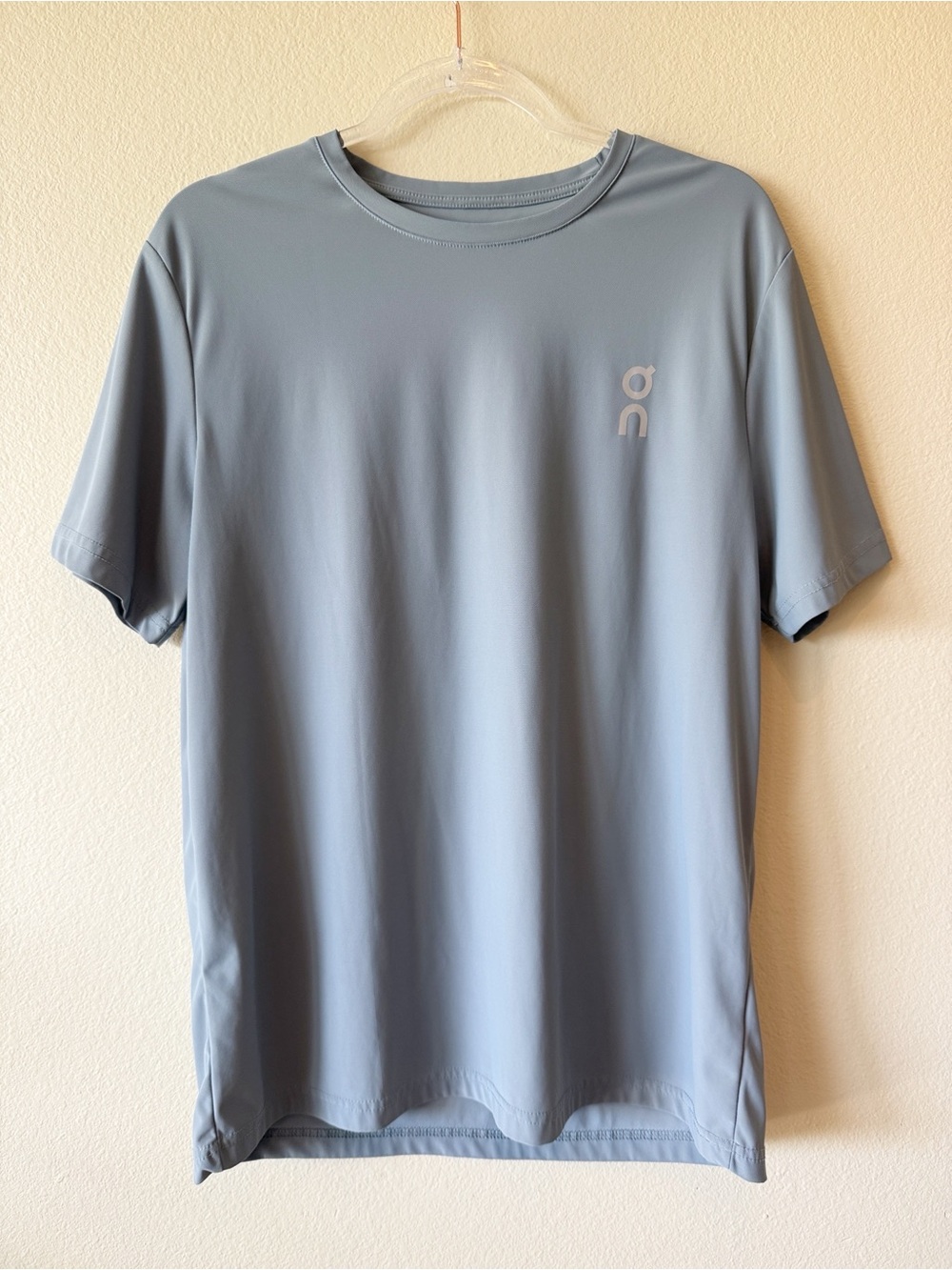 On Cloud Running On Clouds Club T